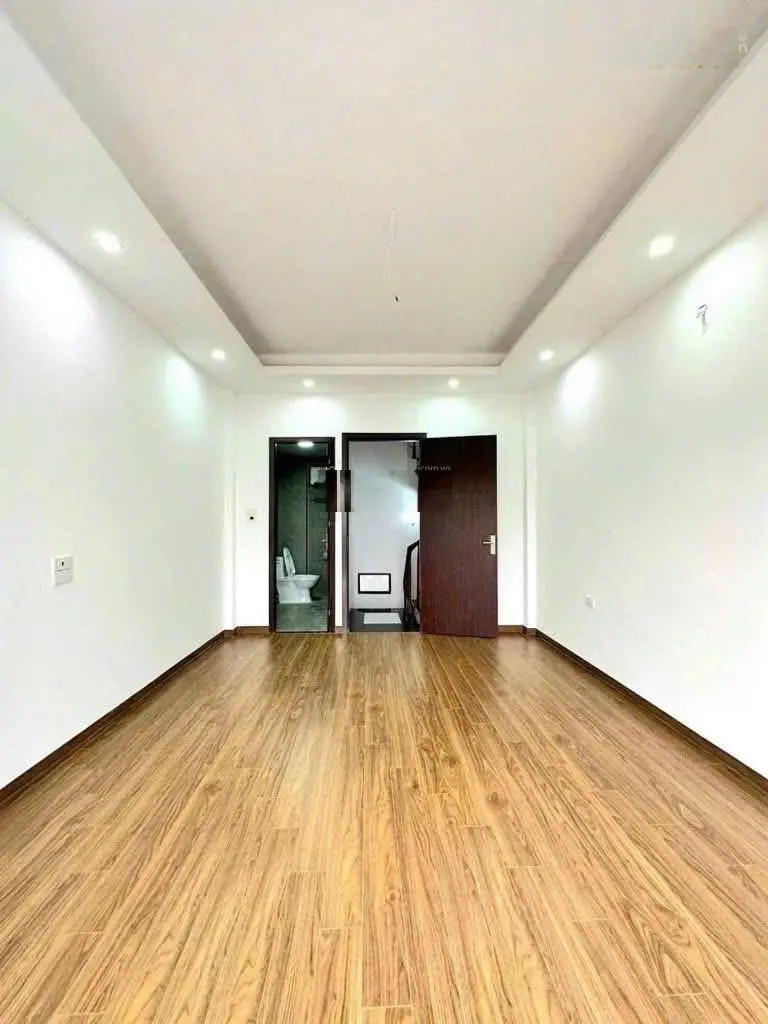 Bán Gấp Nhà Phố Hồ Tùng Mậu, Lê Đức Thọ, 35m, 5T, Giá 6.95 Tỷ, Sát Phố