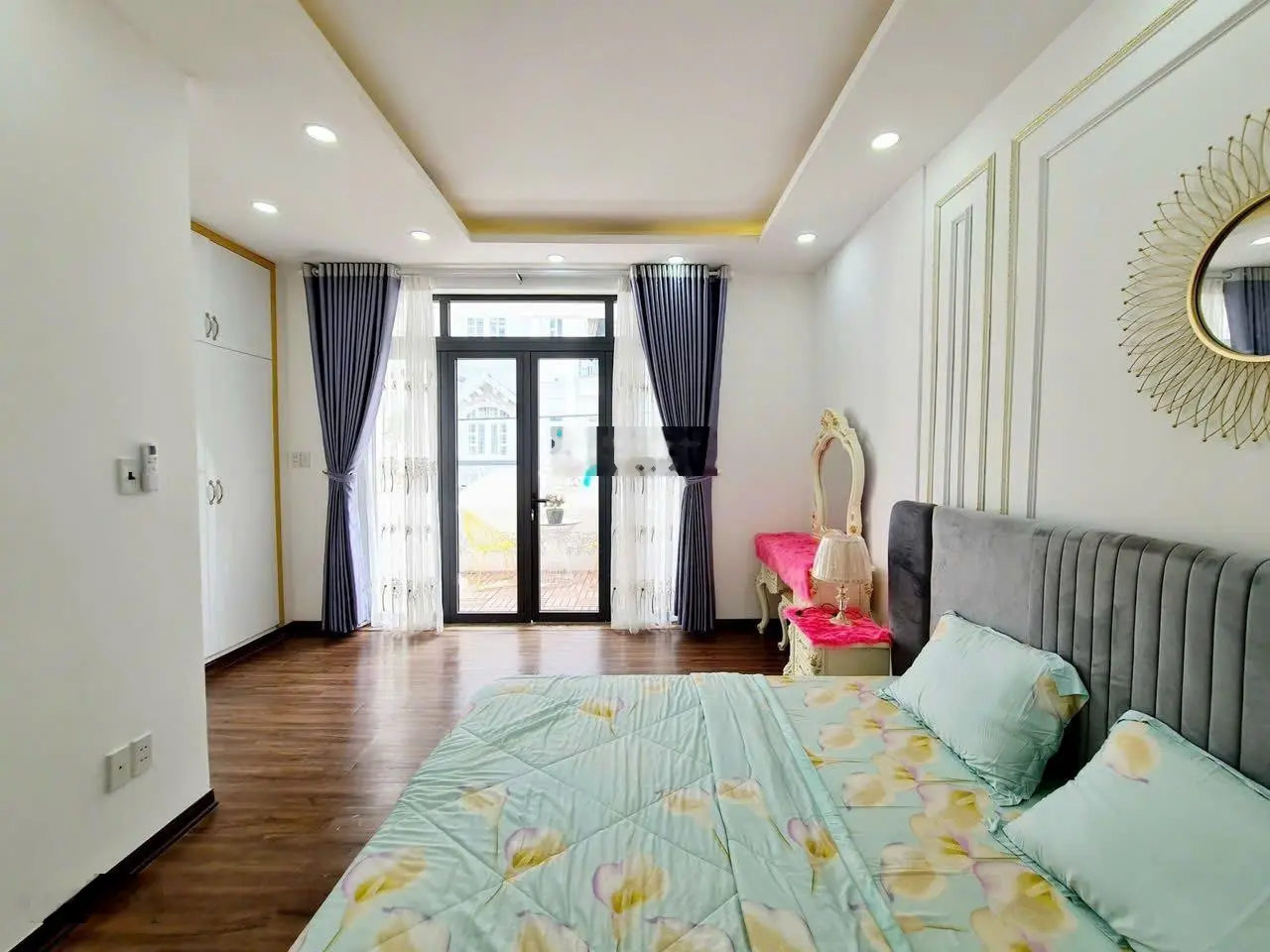 Bán nhà phố 4 tầng hiện đại KDC Vạn Phát Hưng đường Hoàng Quốc Việt, Quận 7 (5 x 18m2) 17,5 tỷ