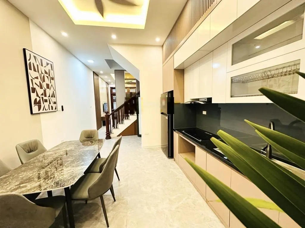 Bán nhà phân lô, ô tô đỗ cửa, phố Định Công, 2 thoáng, full nội thất 66m2 x4 tầng, giá chỉ 10,2 tỷ