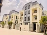 Bán biệt thự, liền kề ở đường Lý Bôn, đối diện bến xe, TP Thái Bình, Dt từ 81.2-287m2