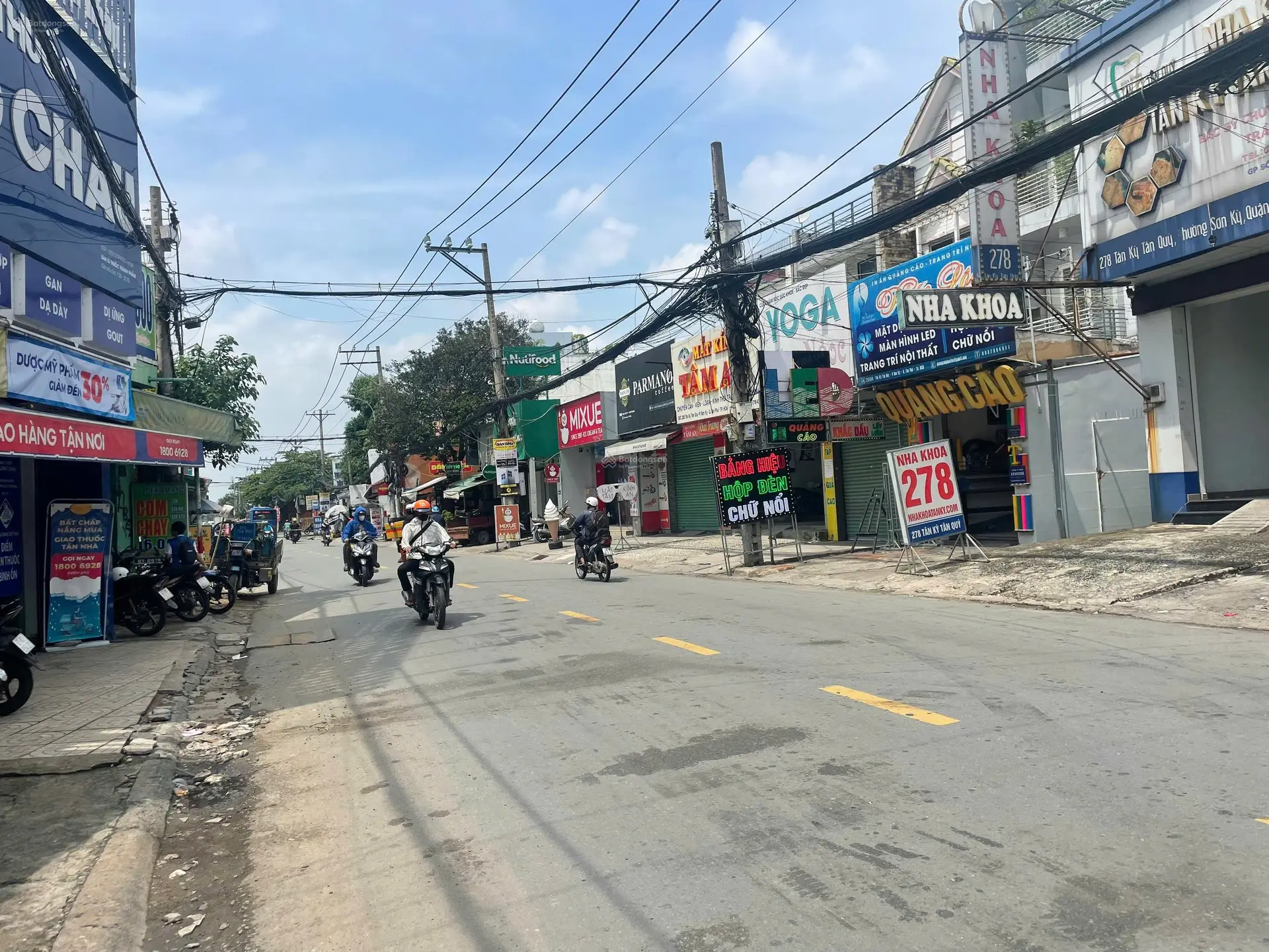 Bán nhà Mặt tiền 4x17.5m, đúc 2 lầu, đường Độc Lập, P.Tân Thành, Tân Phú