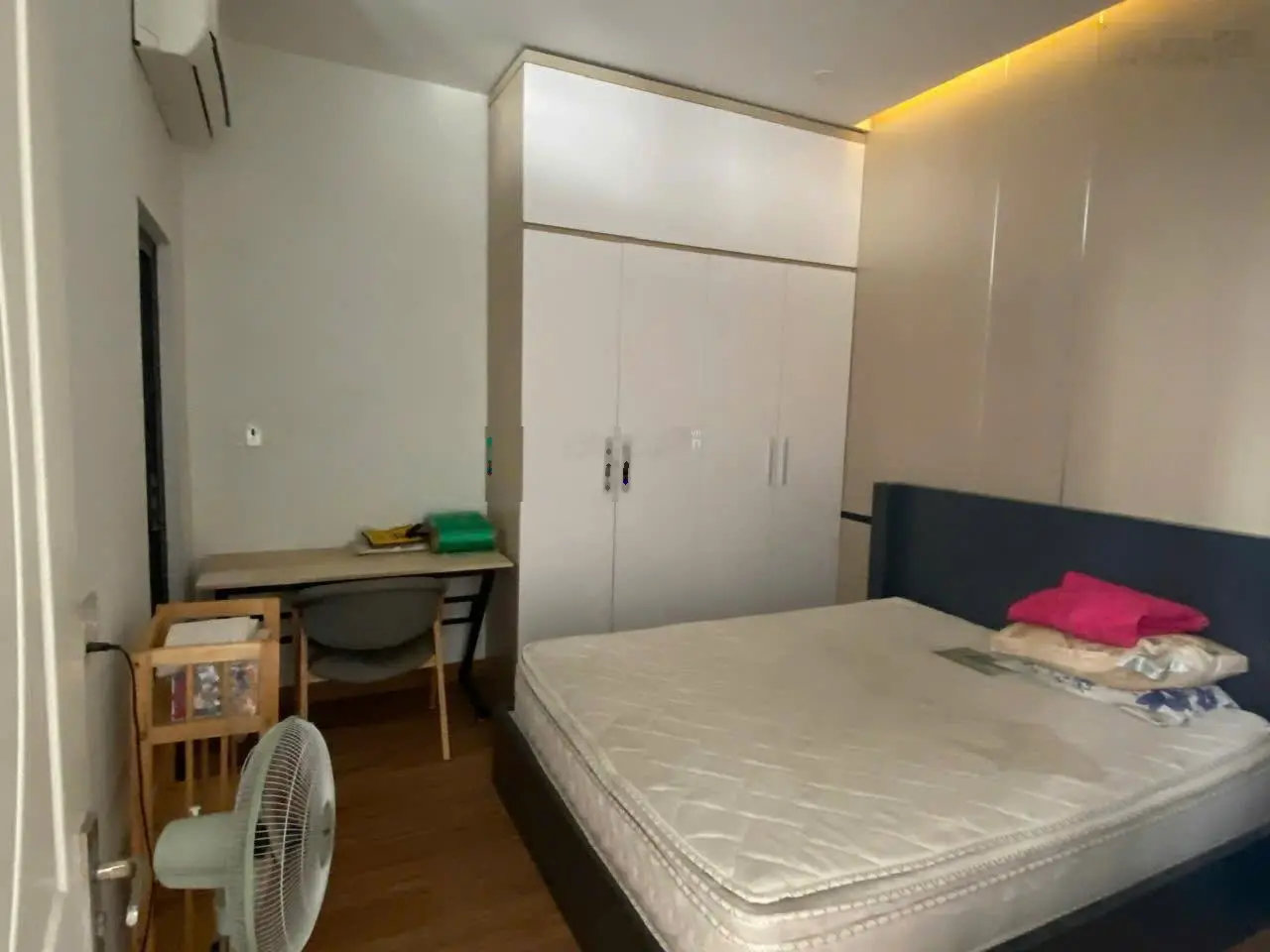 Nhà 3 lầu 5x22.5, đối diện công viên, gần Global City, SHR hoàn công