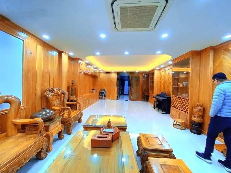 Bán nhà mới víp Đường Láng,Đống Đa ô tô tránh nhau,kinh doanh sầm uất 65m2/6T6M MT nhỉnh 15tỷ có TL