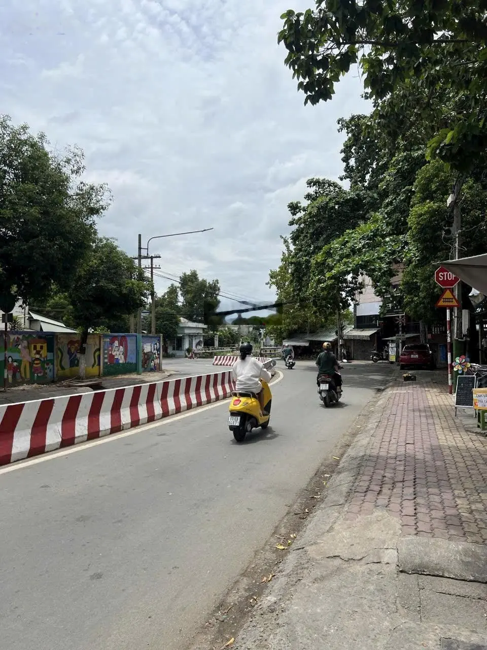 Bán nhà mặt phố Nguyễn An Ninh, Dĩ An, Bình Dương, giá 23,8 tỷ, 680m2 view đẹp