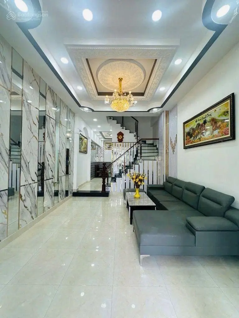 Quá hiếm! bán nhà 3 tầng đẹp - XH đỗ cửa Nguyễn Thị Thập - Huỳnh Tấn Phát sát Nam Long 48 m2 4.x tỷ