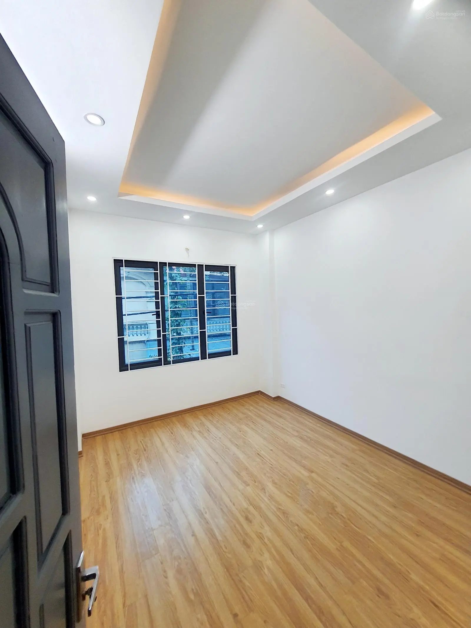 Nhà Đẹp,Ngõ Thông, otto đậu cửa Phố Bùi Xương Trạch Q.Thanh Xuân hơn 7 tỷ