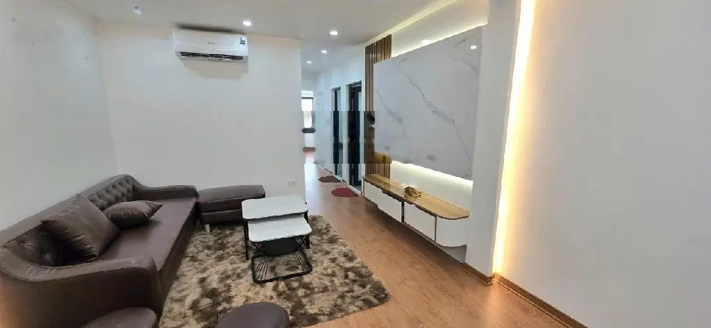 Bán căn TT Phương Mai - Đống Đa - lô góc - full nội thất - ở sướng - DT 60m2 giá 2.69 tỷ