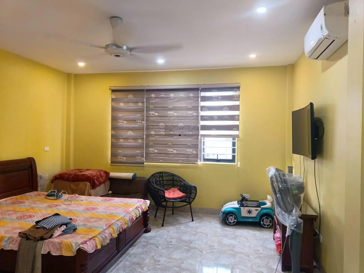 Bán nhà lô góc tại Kim Mã - Ngõ thông - full nội thất - giá nhỉnh 8 tỷ