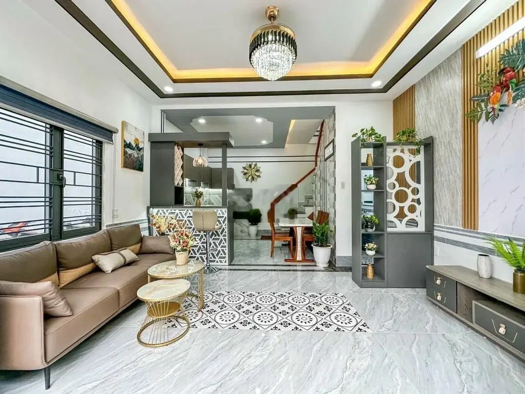 Bán gấp căn nhà đẹp 100m2 tại Đ.CM tháng tám,Chánh Mỹ, TDM, Bình Dương