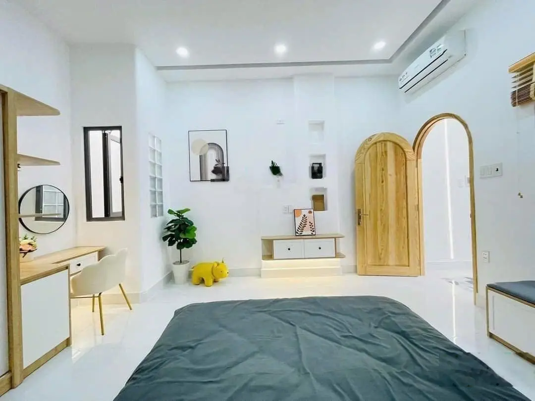 Bán nhà 2 tầng 31m2 chỉ 1tỷ850 Cao Thắng, P12, Q10. Gần BV Bình Dân, chợ Hồ Thị Kỹ. Sẵn sổ, hẻm 6m.