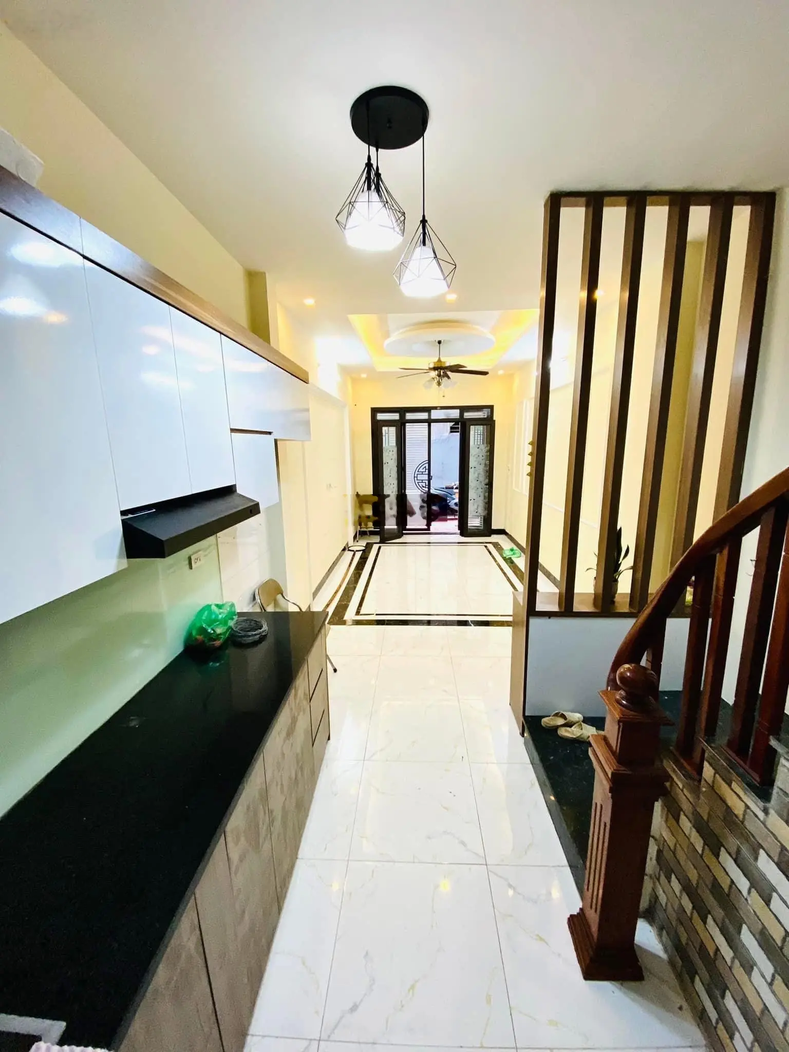 5.15 tỷ - nhà đẹp hiếm có - chỉ cách ô tô 20m - dành cho người biết thưởng thức