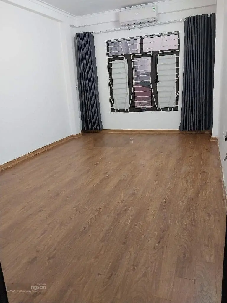 Cần bán gấp nhà đẹp Long lanh ,vị trí đẹp,về ở ngay -Diện tích 48 m2 -Mt 4 m-5 T giá 6tỷ 4x Có TL