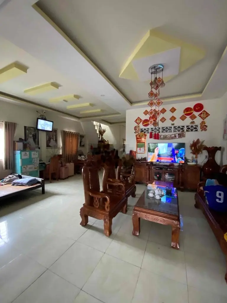 Kẹt ngân hàng bán nhà 2 mặt tiền đẹp 7,5x21m giá rẻ