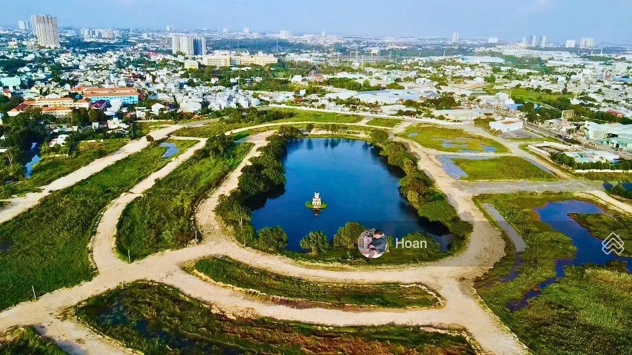 Siêu phẩm villa góc 2 mặt tiền view sân golf, full thổ, sổ hồng, mt đường 12m - giá 4,9tỷ