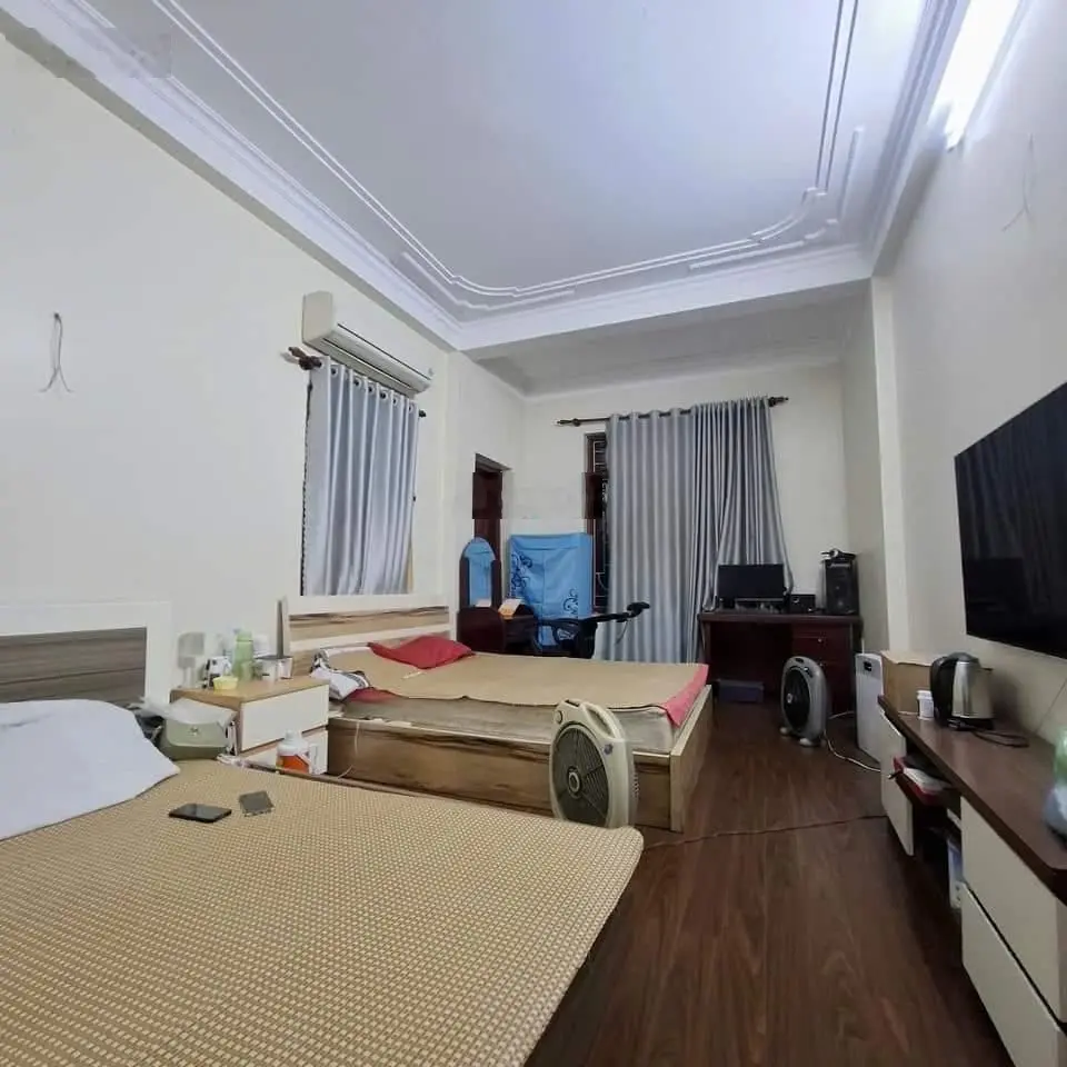 Bán nhà đẹp ngõ Phố Trần Khát Chân HBT Hà Nội DT 31/35m2 5tầng MT 4m giá 5,95 tỷ nhà đẹp ngõ nông