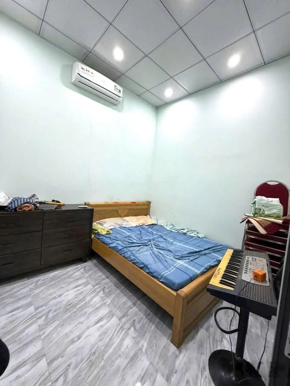 bán gấn căn nhà mặt tiền chợ tân phong vị trí kinh doanh vàng