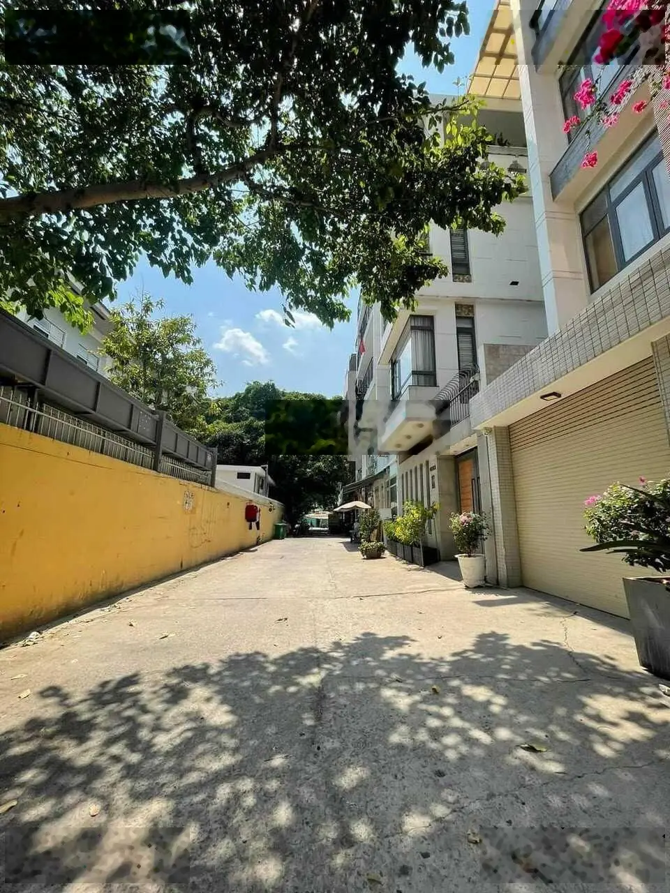 Góc 2 mặt tiền HXH Ung Văn Khiêm thông D5 6,85x14m 5 tầng đã hoàn công gồm 8PN khai thác CHDV