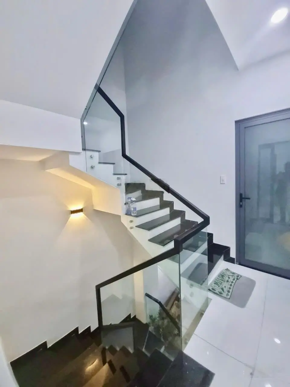 GẤP BÁN NHÀ HXH TÂY THẠNH QUẬN TÂN PHÚ 51M2 3 TẦNG CHỈ NHỈNH 5 TỶ TL.