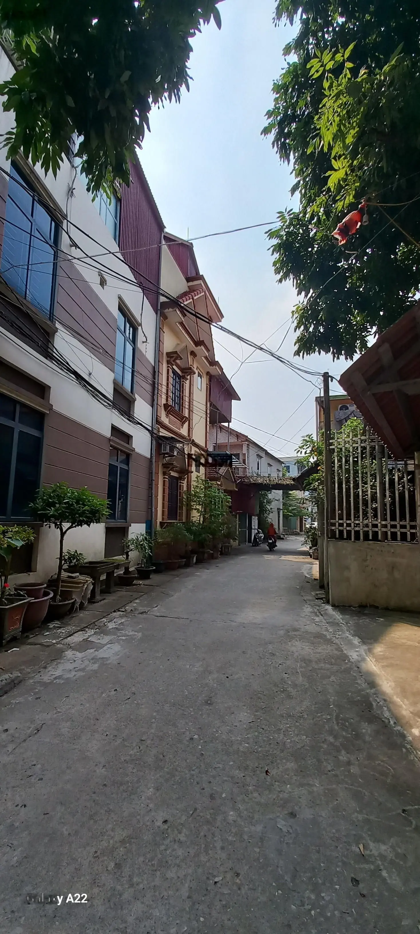 Bán nhanh căn nhà 3 tầng dt 60m2, mặt tiền rộng 5m, cạnh chợ Kiêu Kị, Gia Lâm