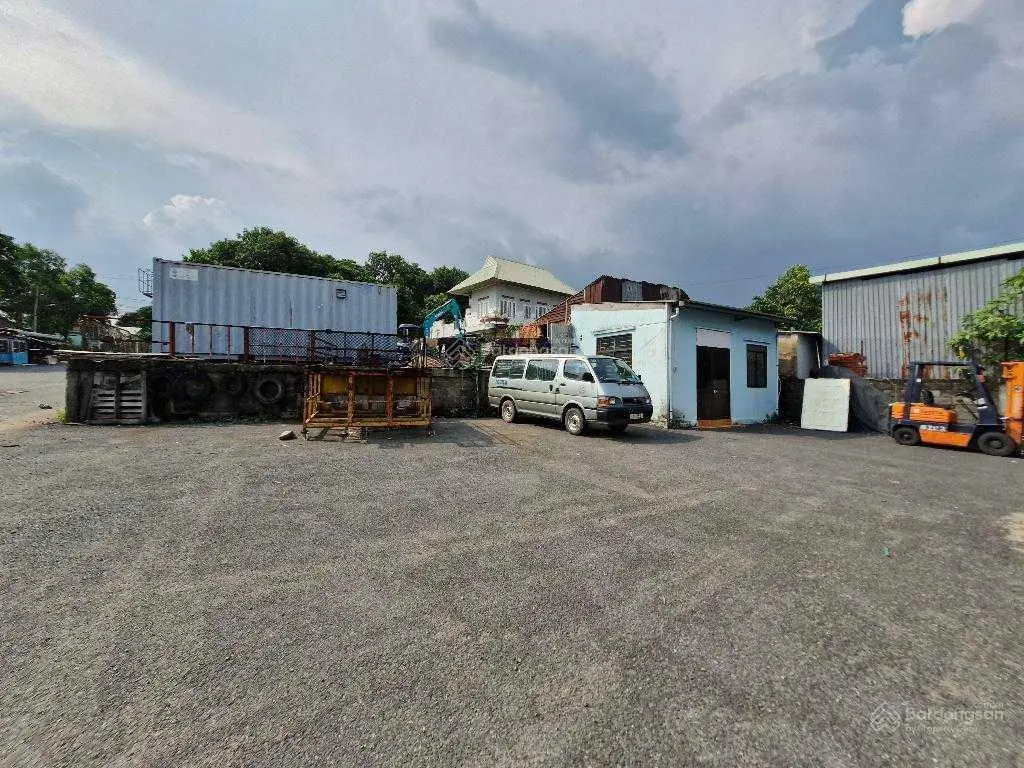 Kho bãi, xưởng sản xuất gần Linh Xuân, hơn 6.500m2, có thể đầu tư dự án, dòng tiền 250tr/tháng