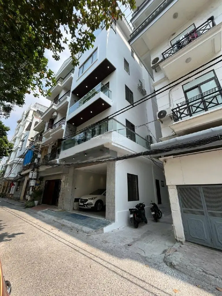 Siêu hiếm - vỉa hè rộng - kinh doanh tốt - 2 gara ô tô - 6 tầng có thang máy - nguyễn văn cừ