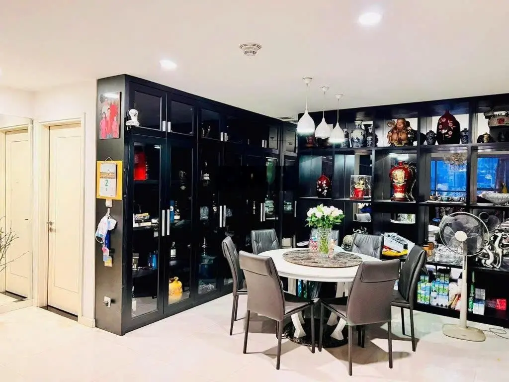 Chính chủ cần bán căn góc view đẹp 130m2 full nội thất cao cấp - Thăng Long Number 1