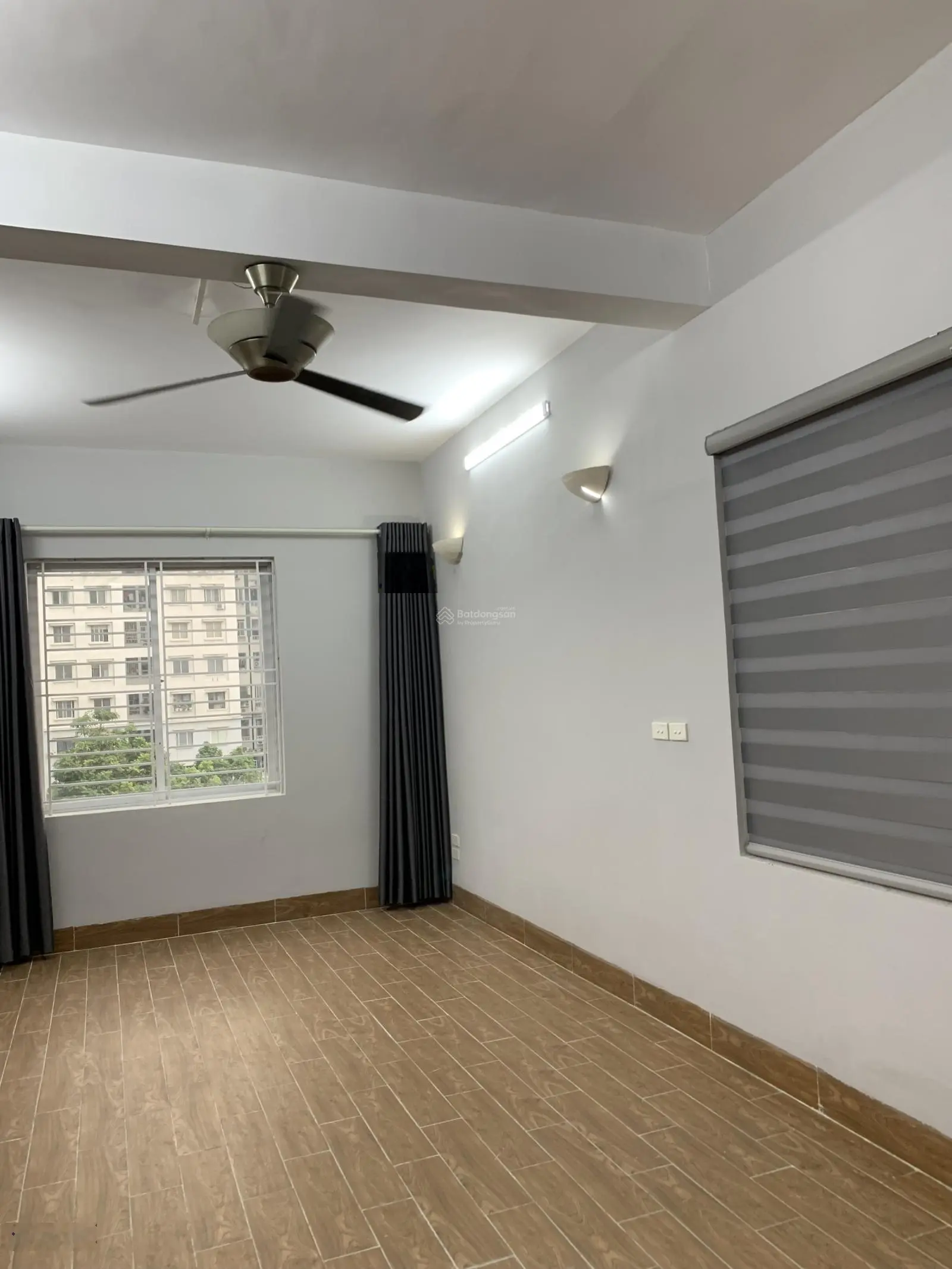 Chính chủ bán CHCC TP Giao Lưu, 76m2, sổ đỏ sẵn, giá bán 3.8 tỷ