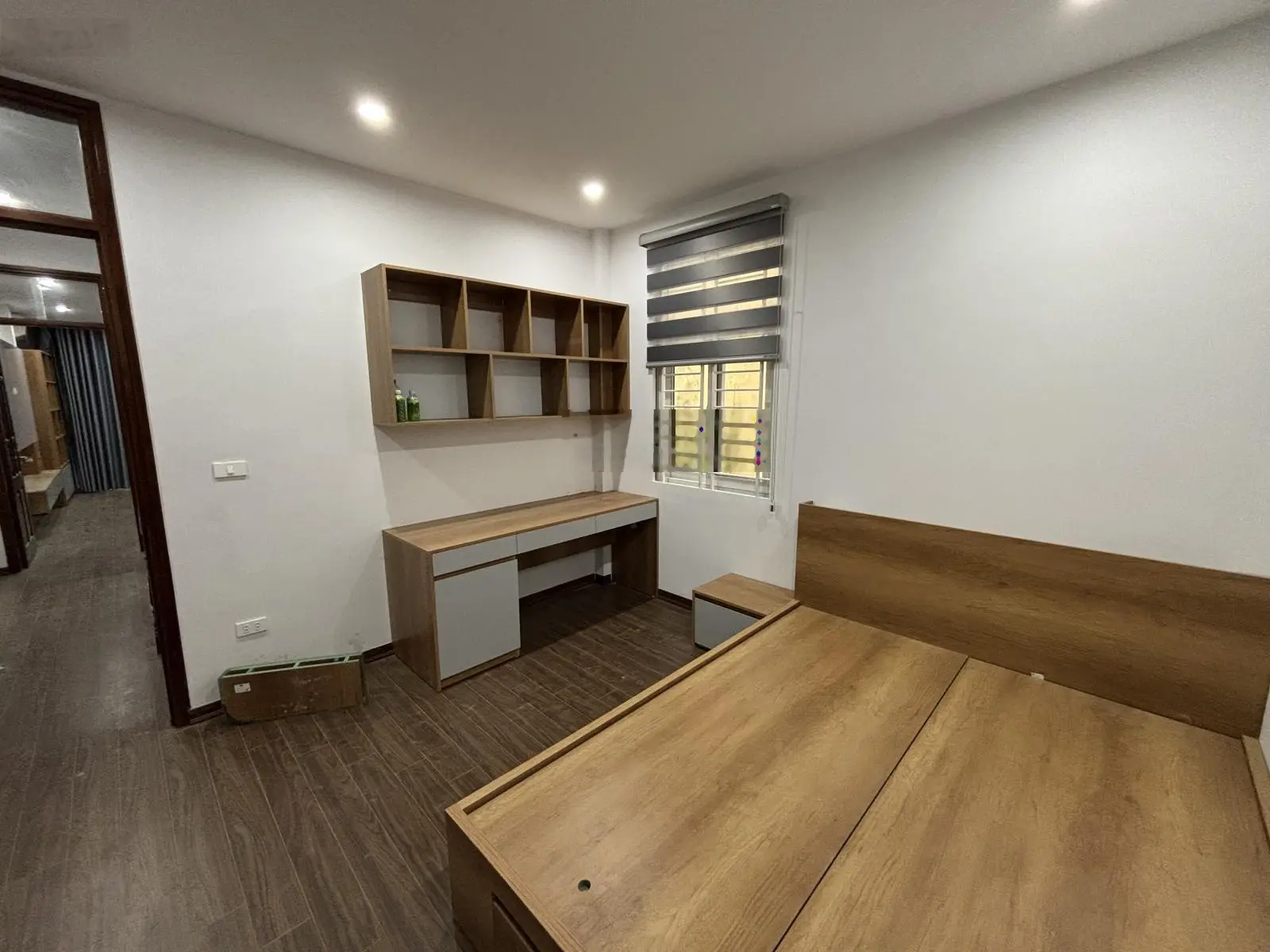 Nhà vũ tông phan ô tô đỗ cửa - lô góc chói sáng 52m2 x 5 tầng x 8.85 tỷ