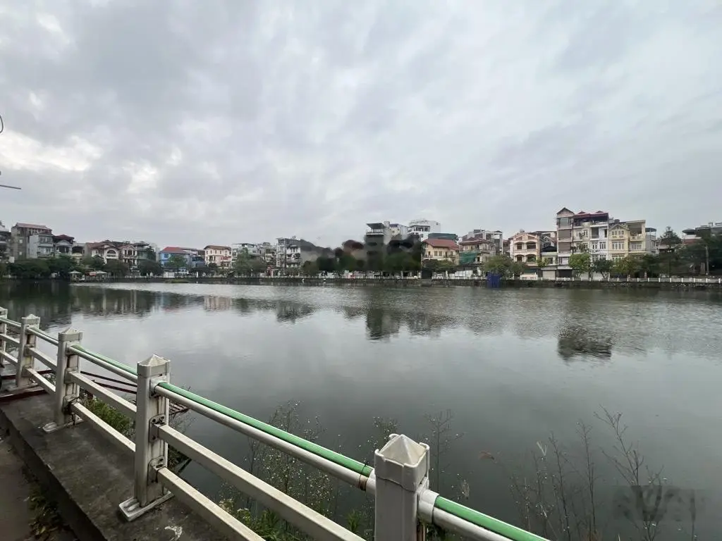 (Hiếm) Mặt hồ, Gara, 7tầng thang máy, gần cầu Chương Dương, cầu Trần Hưng Đạo,an sinh đỉnh cao.