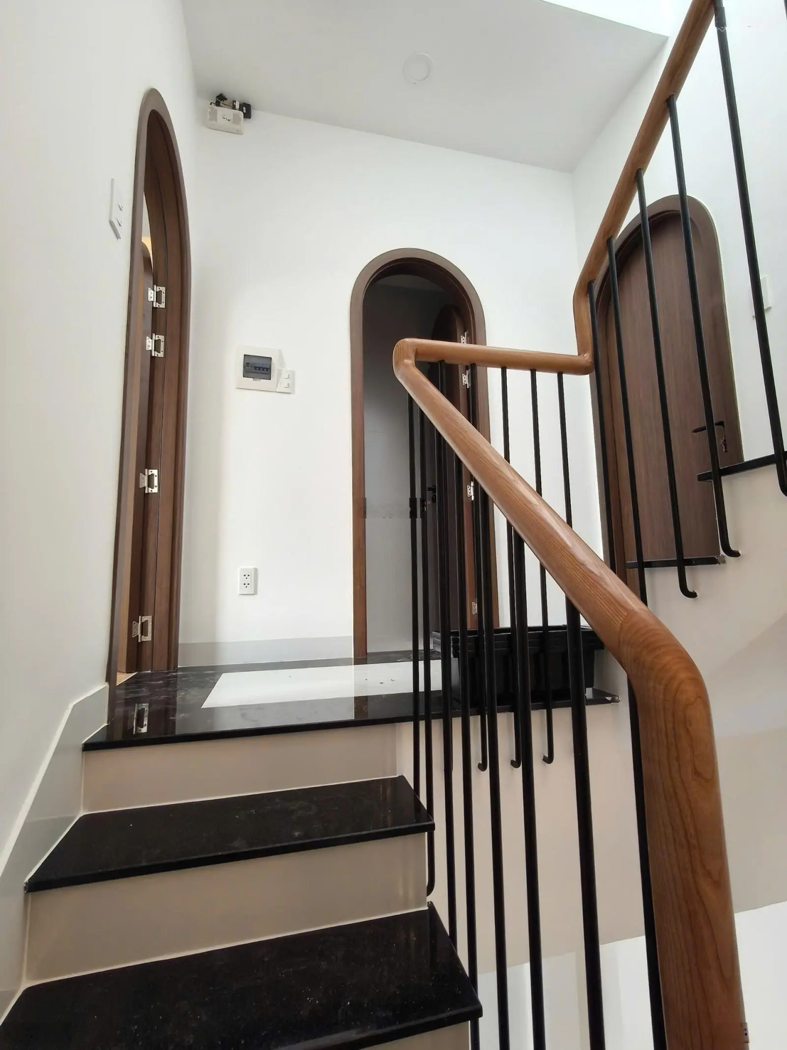 Nhà mới keng 57m2 hẻm 10m chỉ 5.5 tỷ