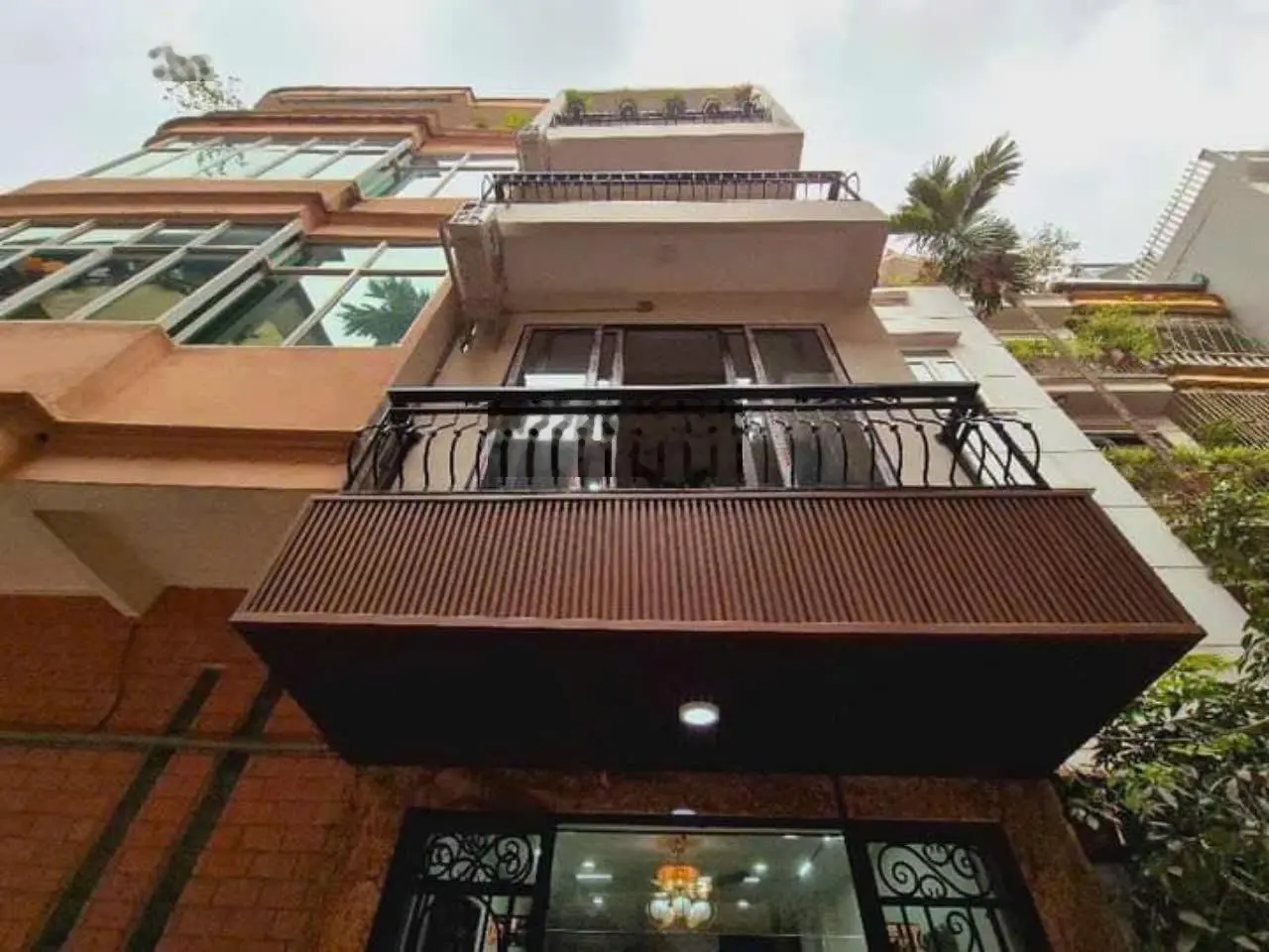 Bán nhà tây sơn, mặt tiền to - sát mặt phố tiện ích + an sinh tuyệt đỉnh, 61,1 m2, giá 9,4 tỷ.