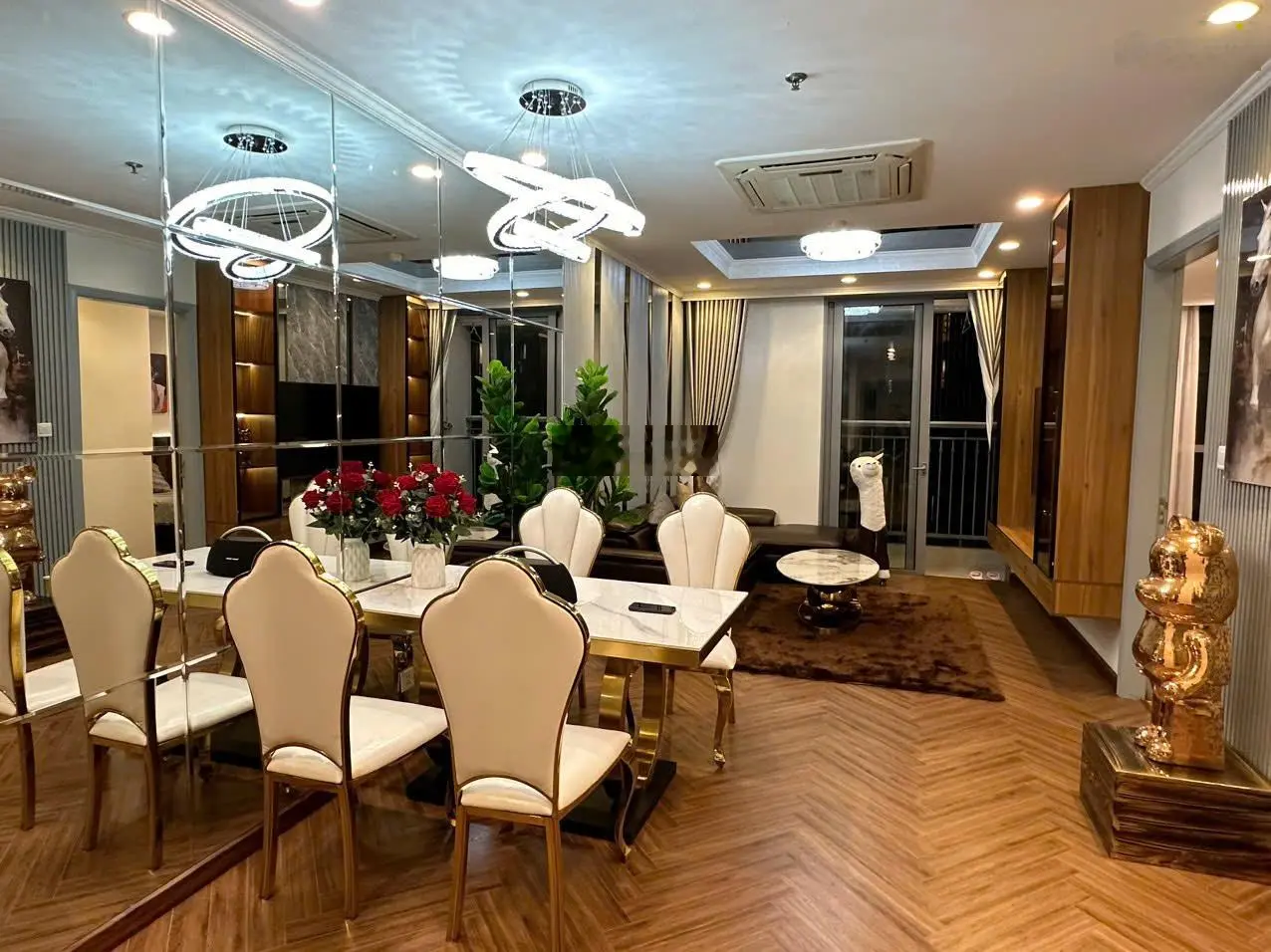 Em chính chủ bán căn góc 2PN - Times City, dt 80m2, ban công Đông Nam, nhà đẹp như ảnh. Giá 6.5 tỷ