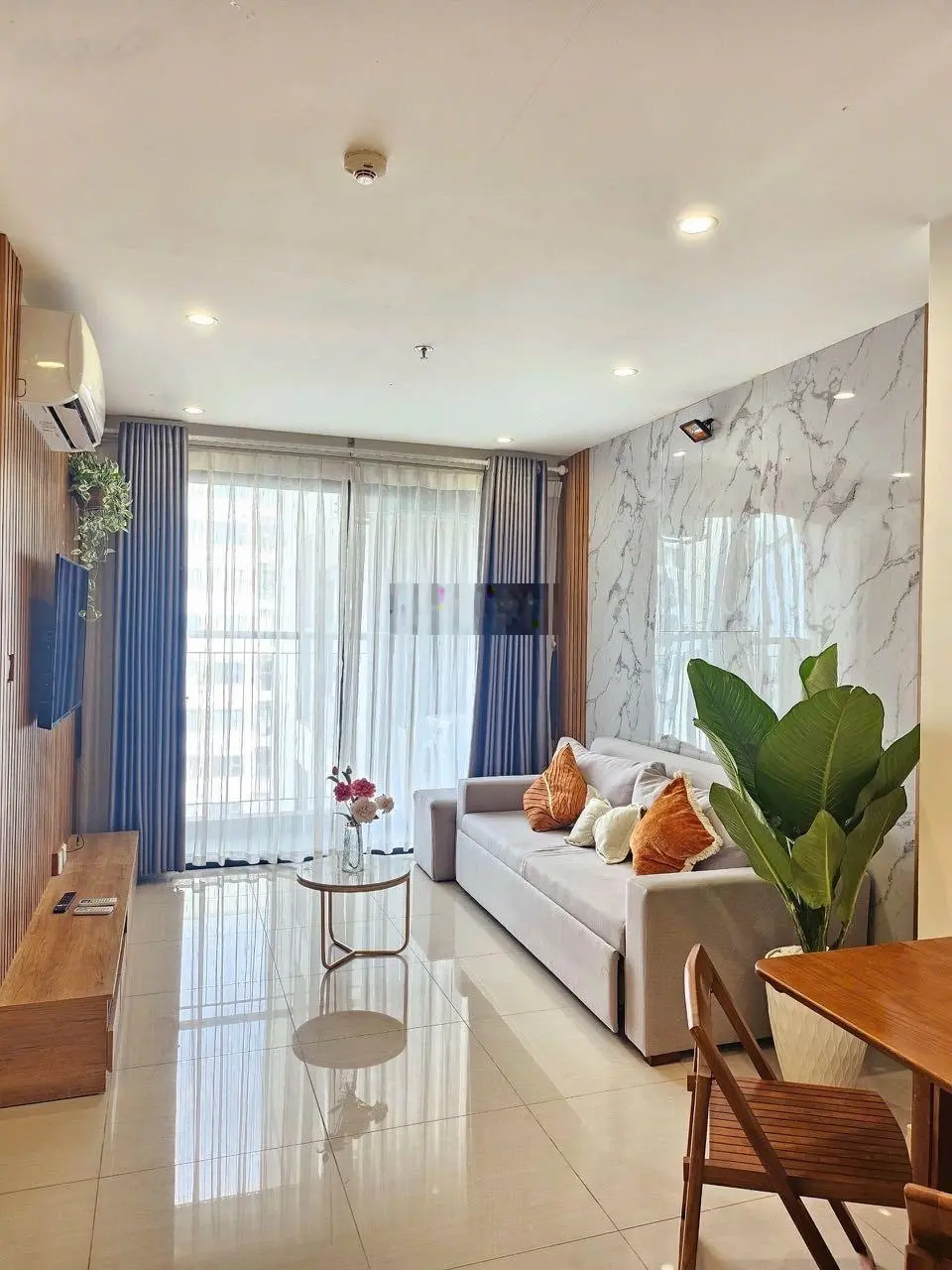 Chính chủ cần tiền bán gấp căn 1 ngủ + FULL đồ mới 100% 43m2, rẻ nhất, đã có sổ, giá hơn 2 tỉ