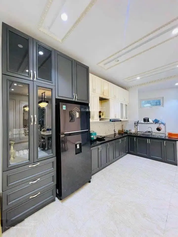Bán lỗ biệt thự mini tân cổ điển - Kiệt Hoàng Diệu - gần Chợ Mới - Gọi Sa