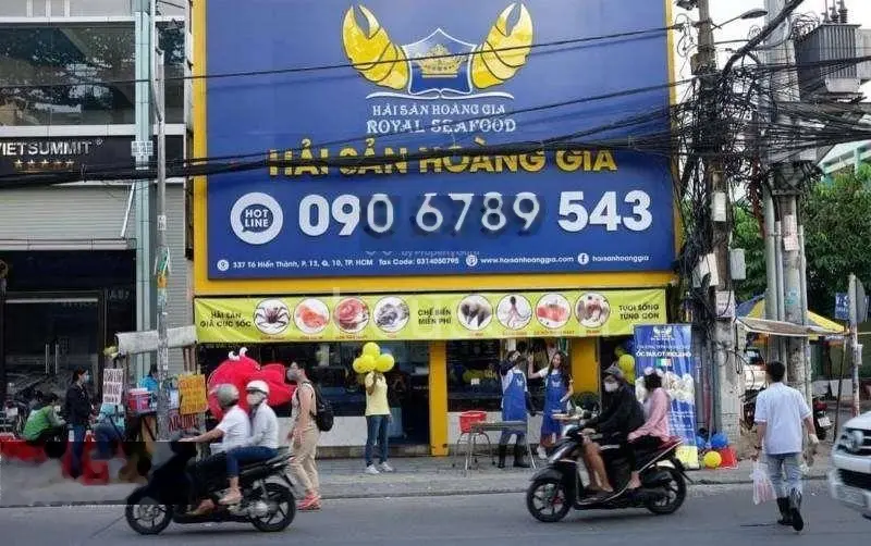Góc 2 MT Tô Hiến Thành, P. 13, Quận 10. DT: 7x25m. HĐT: 150 triệu/tháng/còn 3 năm. Giá: 56 tỷ