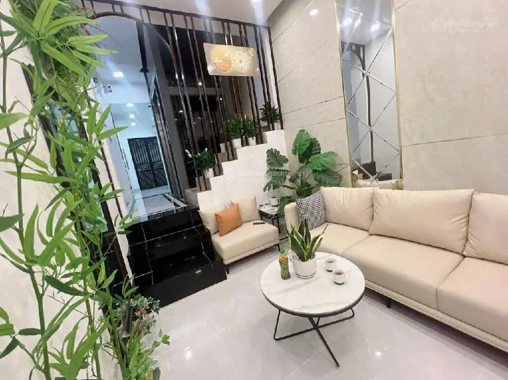 Siêu đẹp-Bán nhà Dương Nội 55m2, 5 tầng thang máy, ô tô qua cửa, cách 1 nhà ra mặt phố. Giá 9.8 tỷ