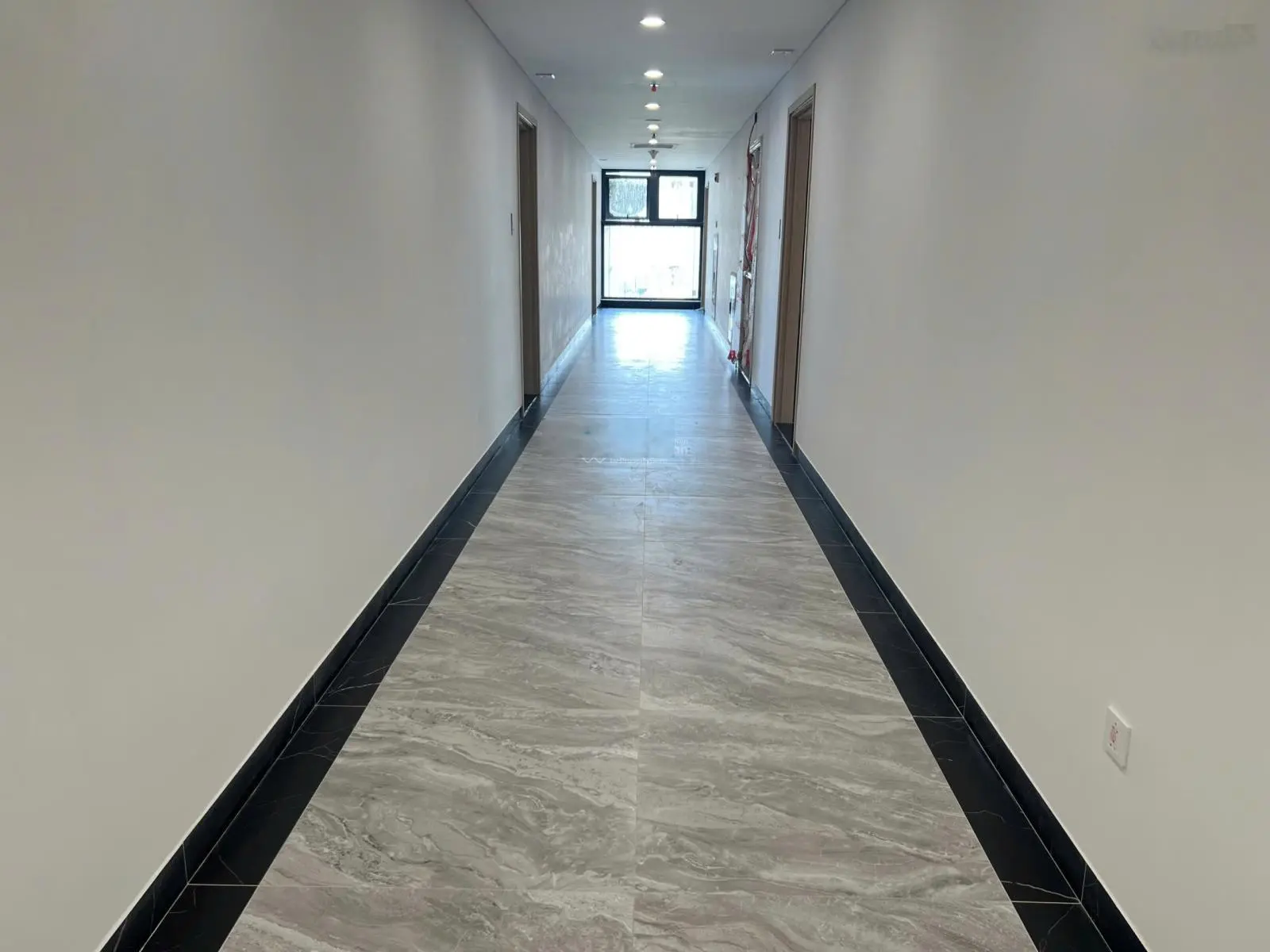 Suất ngoại giao căn 3PN 114m2 CC The Wisteria giá chỉ 5xtr/m2, nhận nhà II/2025, Hinode Royal Park