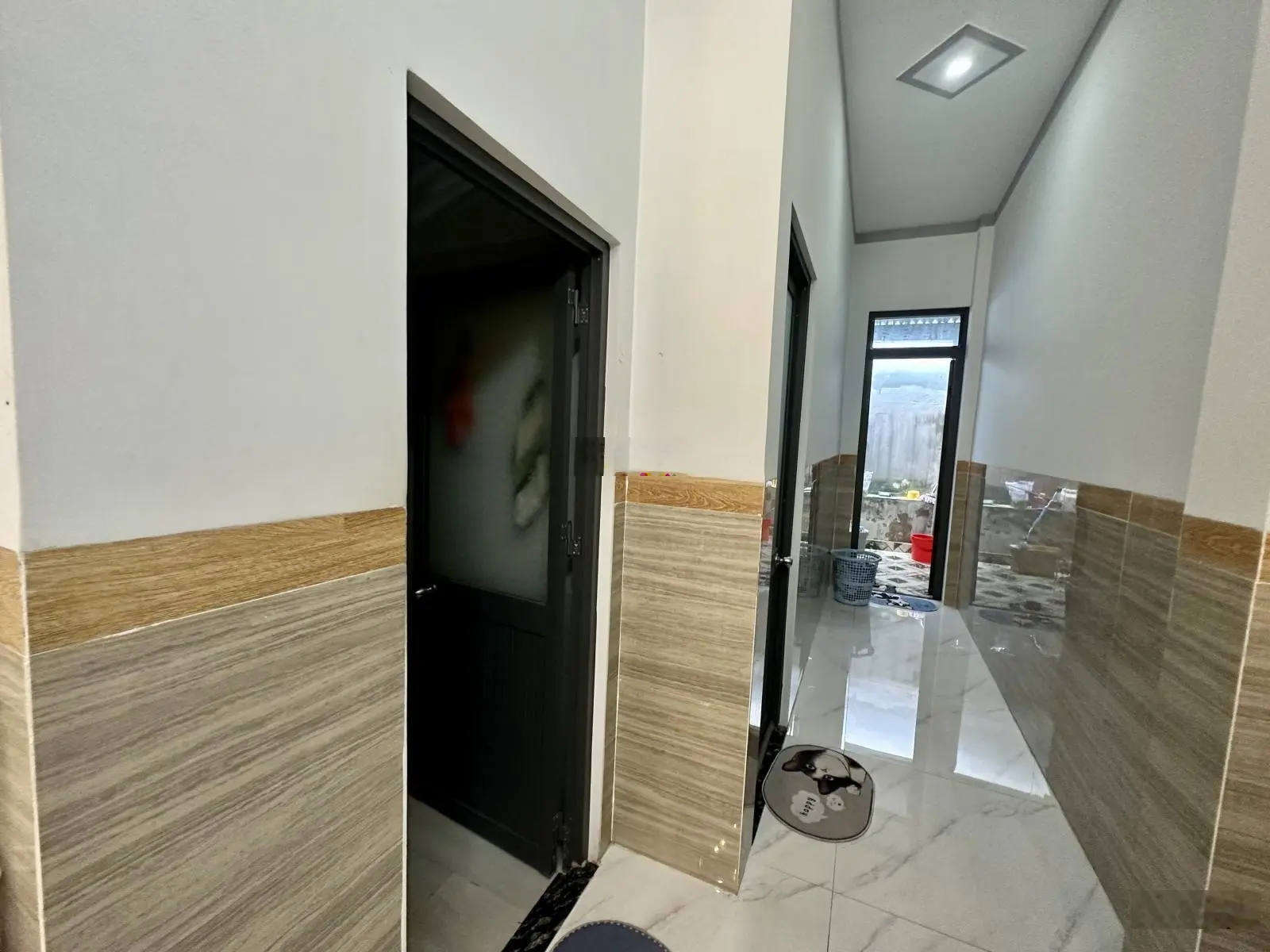 Nhà một trệt 1 lầu gần chợ trảng dài ,hồ bơi phương nam Biên hoà , đồng nai giá rẻ sổ riêng thổ cư