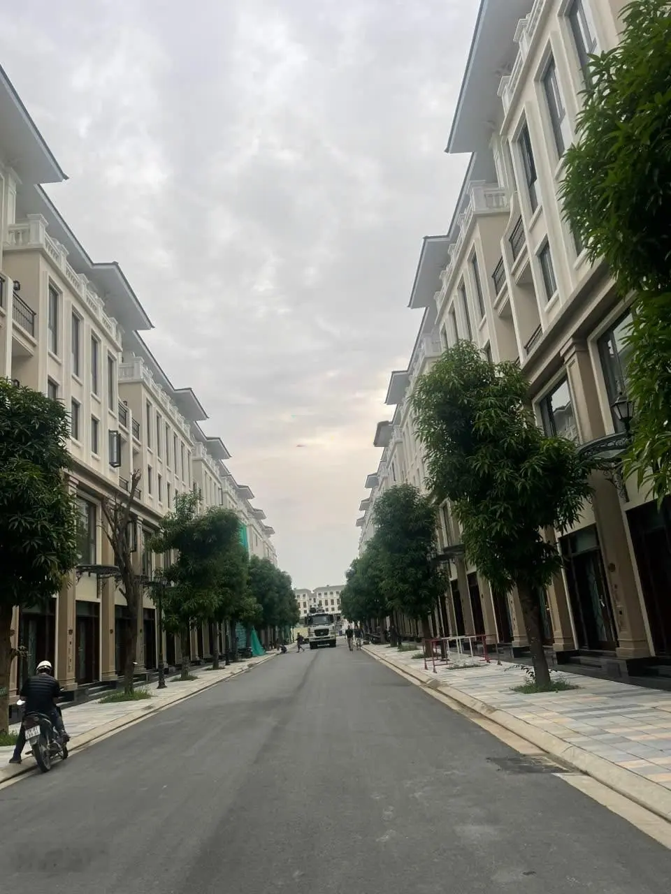 Bán căn liền kề sẻ khe siêu hót Thời Đại 8 - 24 mang phong cách Đông Dương của Vinhomes Ocean Park