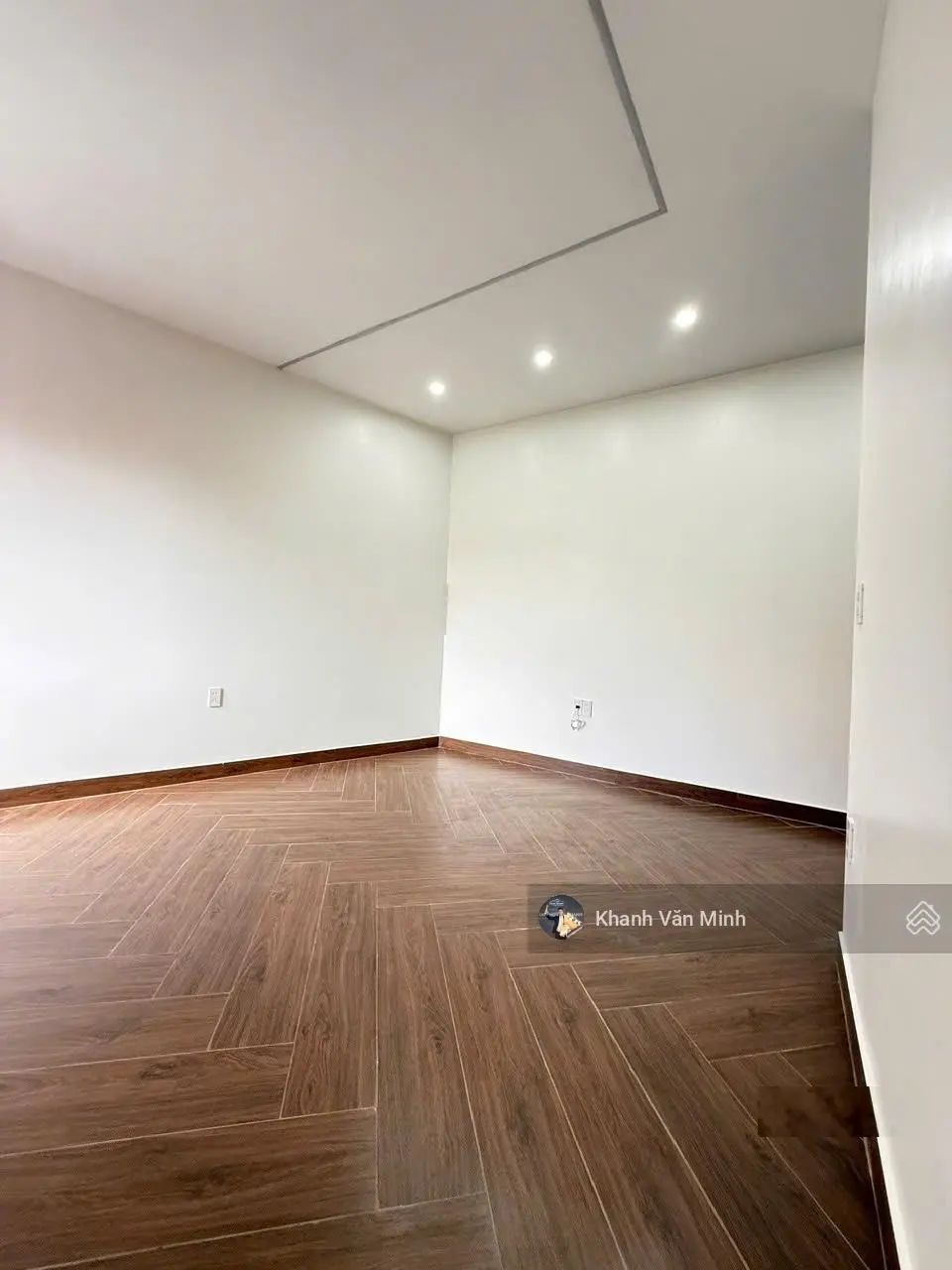 Nhà ngõ nông, ngang rộng. 51m2 x 4 tầng, giá 3 tỷ 560