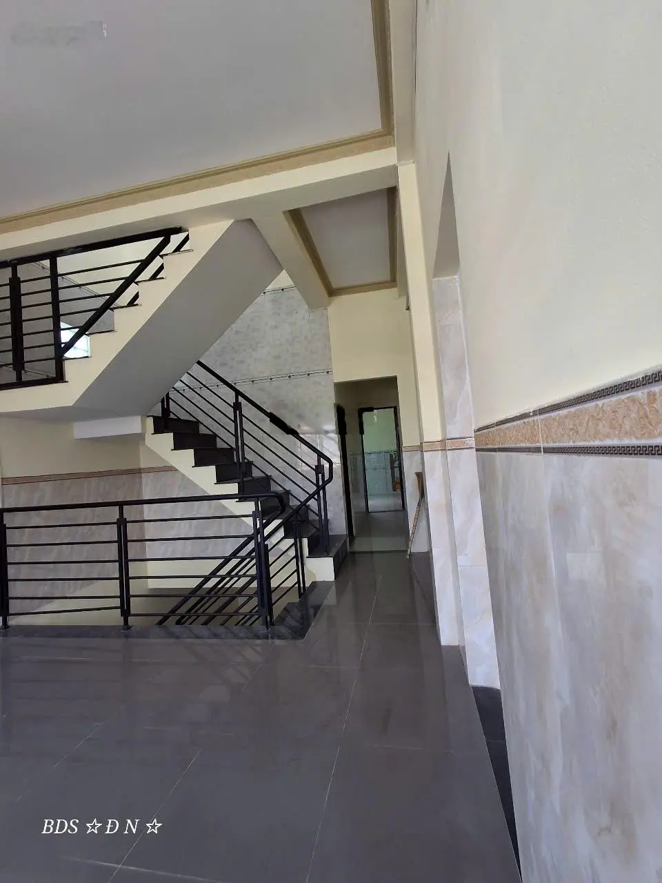 Bán nhà riêng tại Lái Thiêu, 3,2 tỷ, dtsd: 135,7 m2, 4PN, 3WC, 2 tầng, Bình Dương