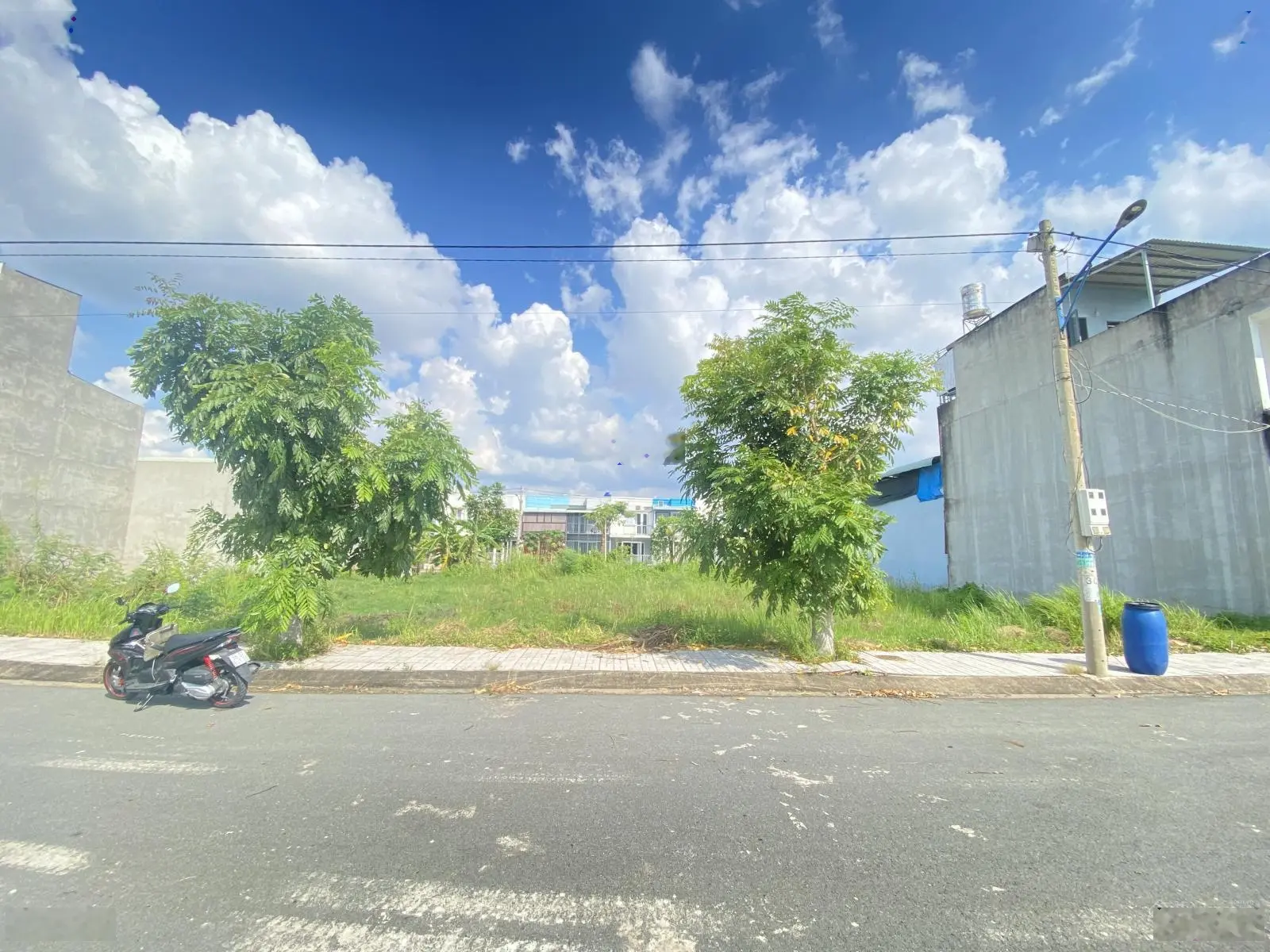 Cát Tường Phú Sinh bán đất đối diện công viên giá rẻ 930tr vị trí đẹp để đầu tư hàng hiếm ít ai bán