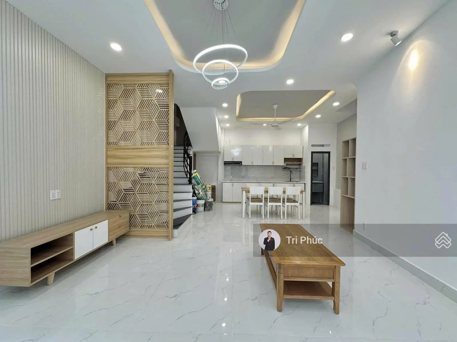 Gấp bán - Kế bên Phan Xích Long Phú Nhuận, 63m2 4PN full nội thất chỉ 7. X tỷ TL chính chủ