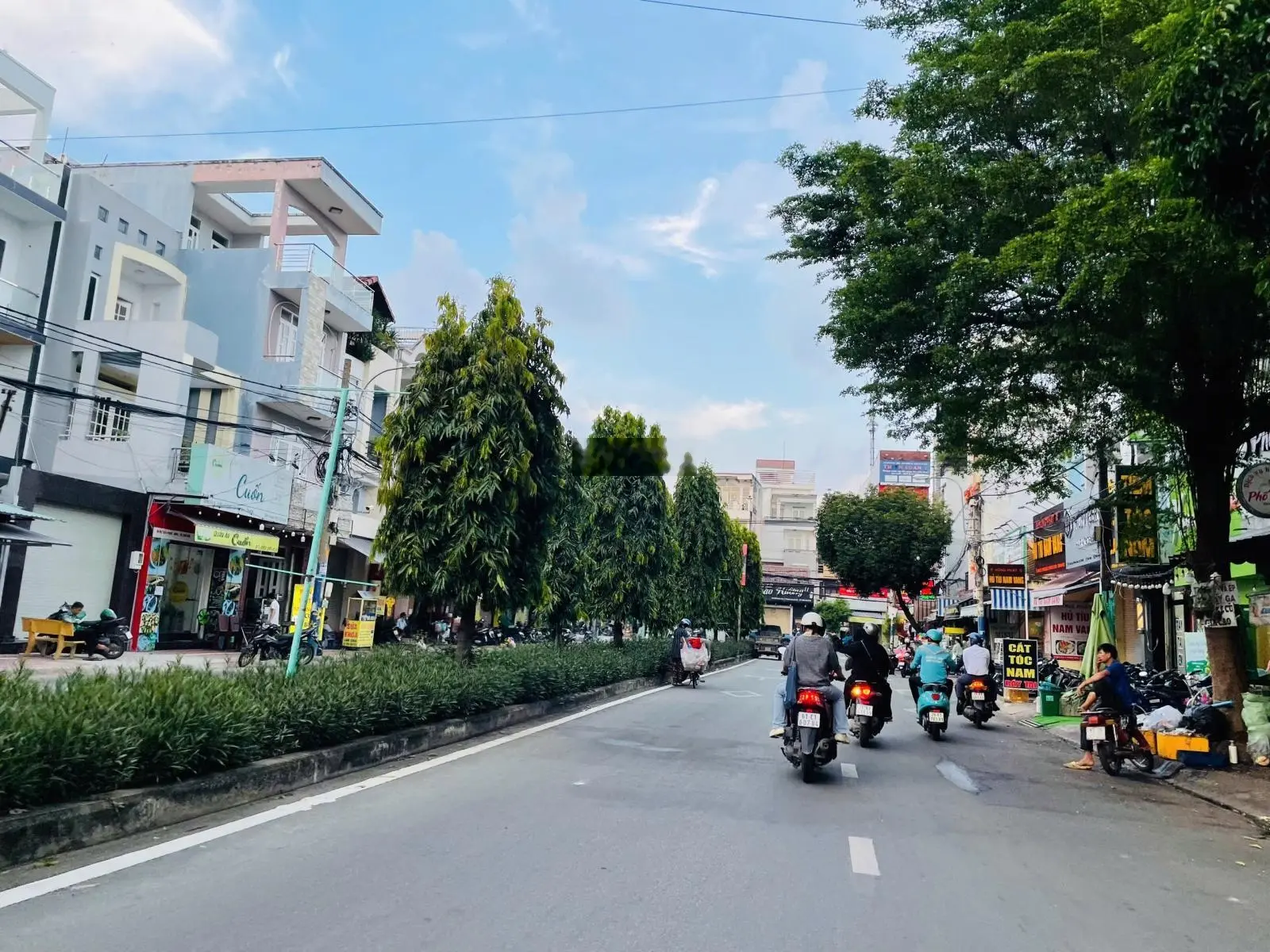 Cực Hiếm! Bán nhà mặt tiền kinh doanh sầm uất Đại Lộ II, sát chợ Phước Bình, thích hợp KD đa nghành