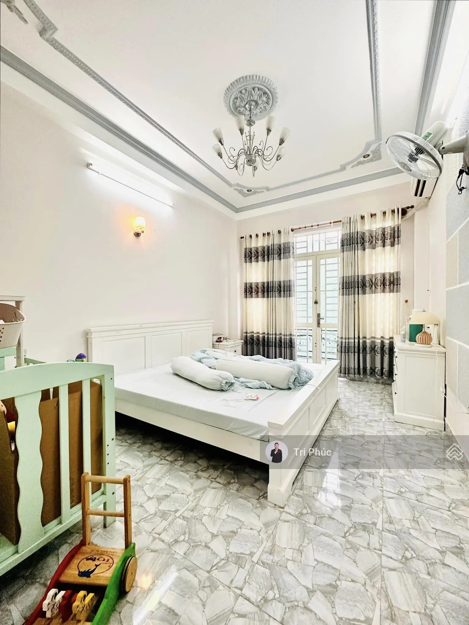 Gấp bán - nhà đẹp 4 tầng khu Phan Xích Long Phường 3 Phú Nhuận - 55m2 - 4PN - chốt 7. Xtỷ