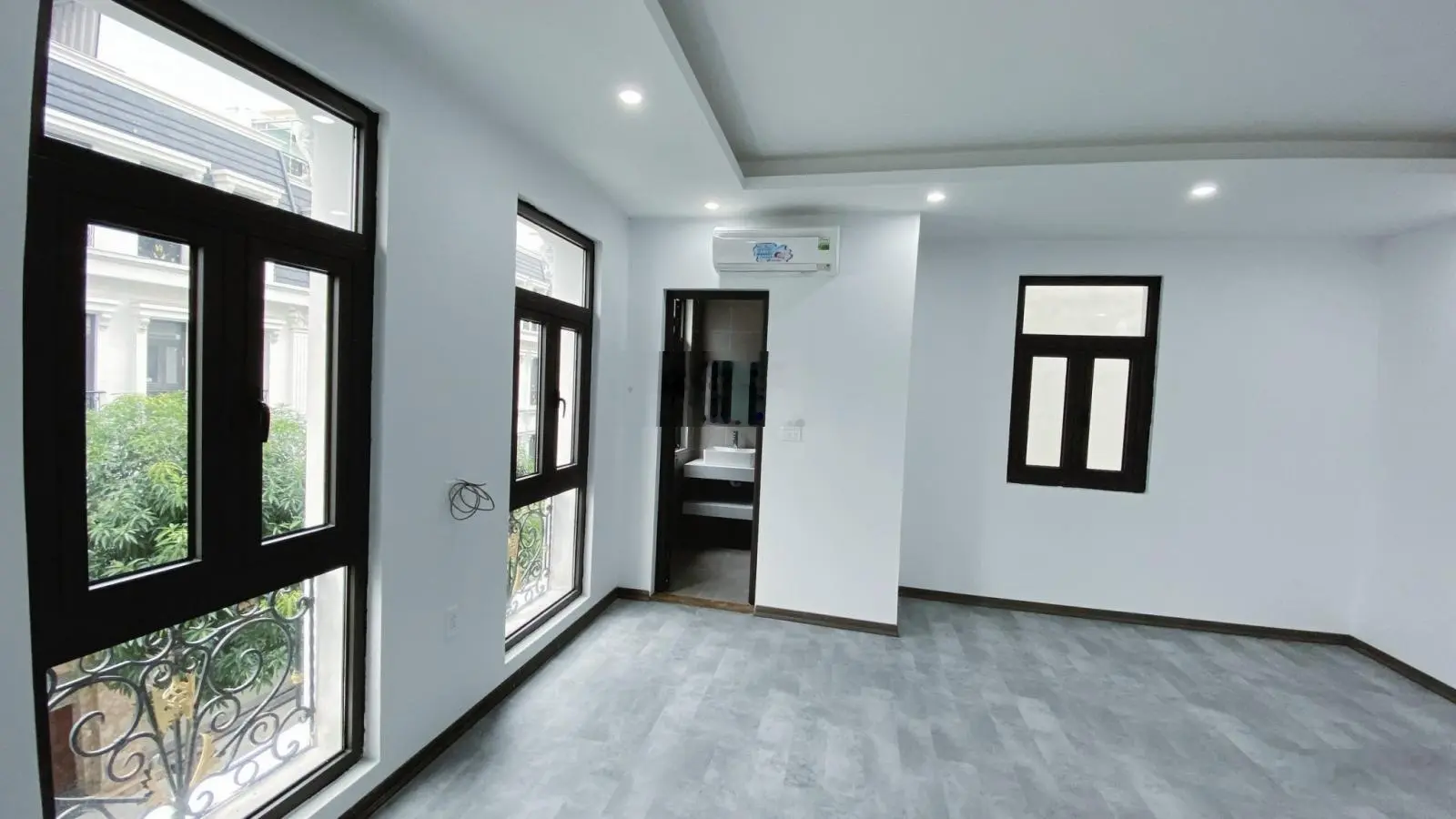 Bán nhà biệt thự giá sốc chỉ 15 tỷ tại hoàng huy riverside, 80m2