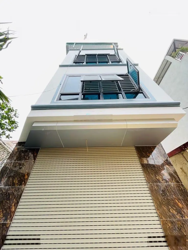 Nhà đẹp Lai Xá 52m2 - xây 4 T - ôtô đỗ cửa - ở sướng - cực hiếm nhỉnh 4 tỷ - gần đường 32