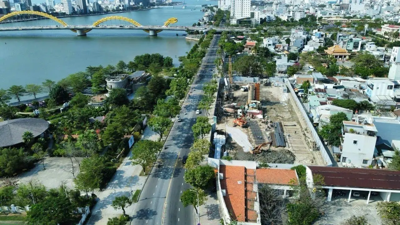 Bán đất MT đường Trần Hưng Đạo vị trí vip gần cầu Rồng giá rẻ nhất tuyến sát toà MonarChy