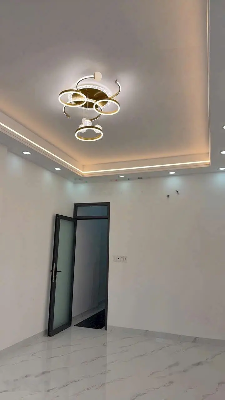 Bán Nhà Quận 7, Đường Huỳnh Tấn Phát, Phường Tân Thuận Đông 4m x 16m Nhà 2 Tầng 4pn Giá 5,2 Tỷ.
