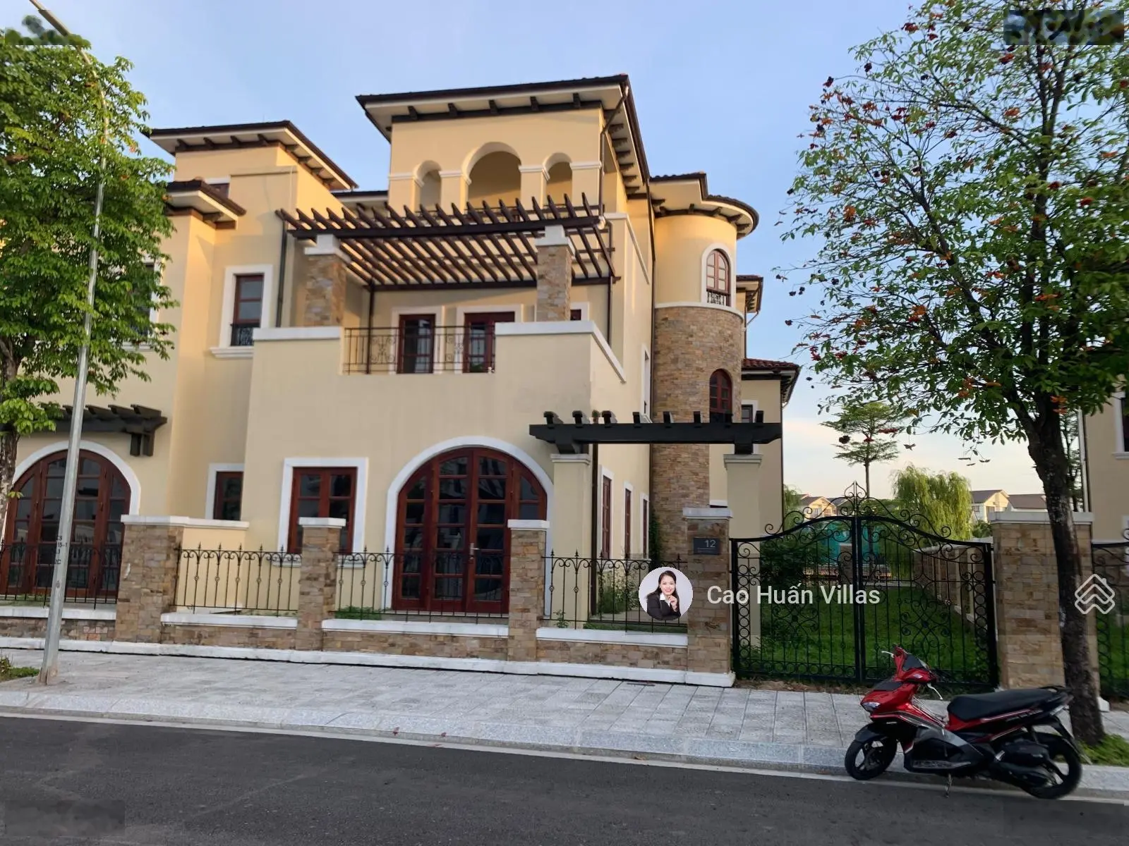 Bảng hàng VistaLago Sudico, khép kín, Savills, gần lối thông Vinhome SM City giá tốt nhất phía tây
